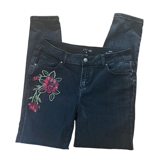 Aqua Black Embroidered Boho Jeans Size 29 Distressed Medium Rise 28 inseam - Picture 5 of 9